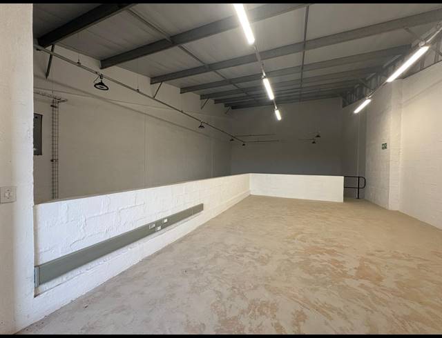 211M² MINI FACTORY FOR SALE IN NORTH POINT